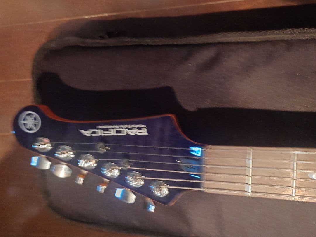 Yamaha PACIFICA ほぼ新品　注意点あり