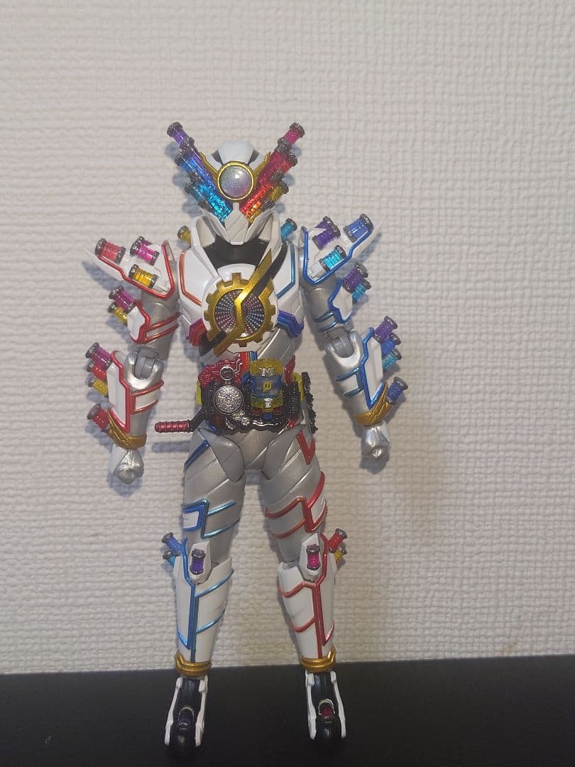 ボ*ー様 S.H.Figuarts　仮面ライダービルド　ジーニアスフォーム　開封