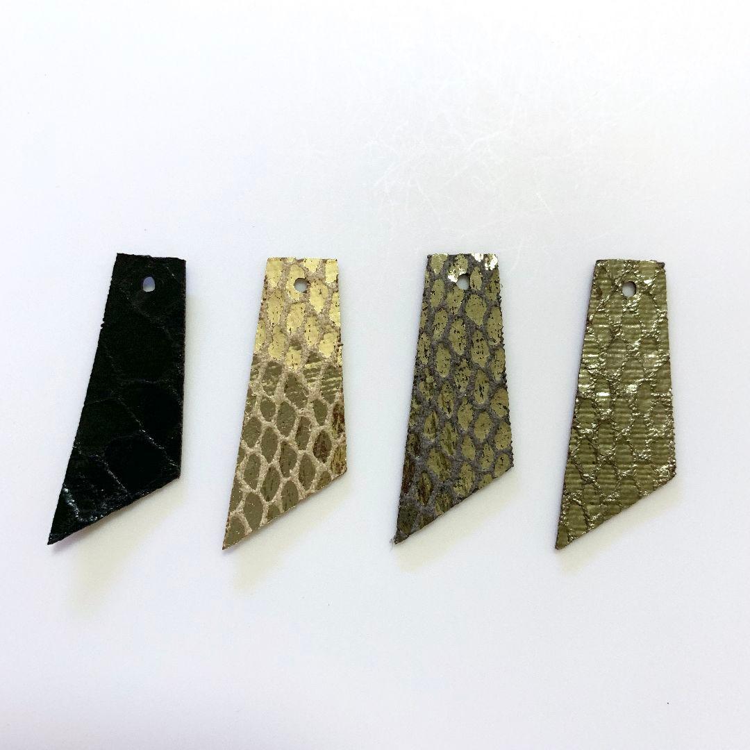 350 フェイクレザースネークスキンタグ