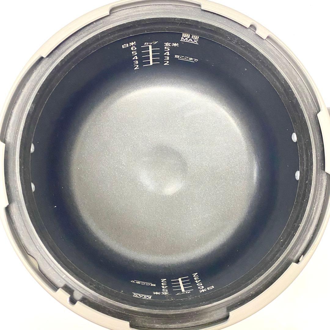 E303 未使用 パナソニック 調理鍋 マイコン電気圧力なべ SR P37