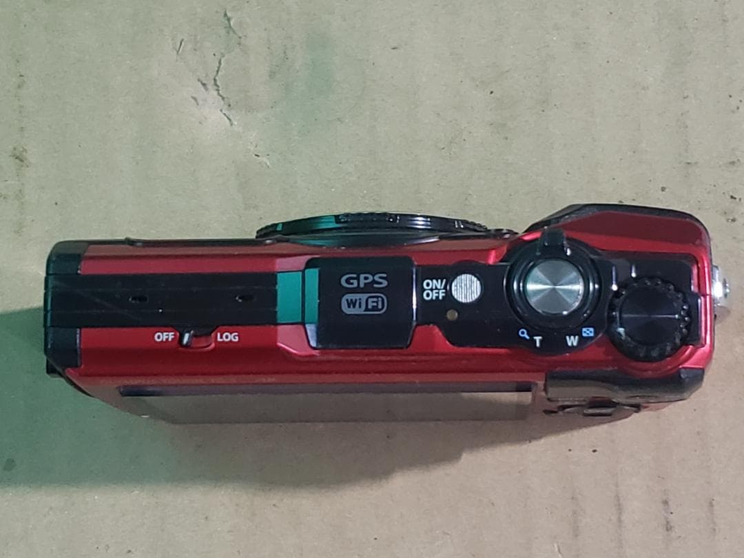 d*7様 OLYMPUS TOUGH TG-5 4K レッド