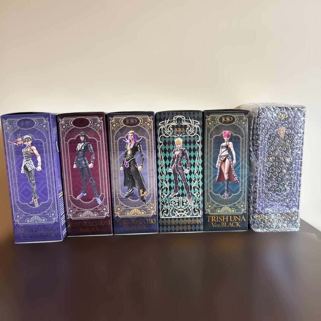 【未開封・限定版】超像可動ver.BLACKジョジョの奇妙な冒険　第5部