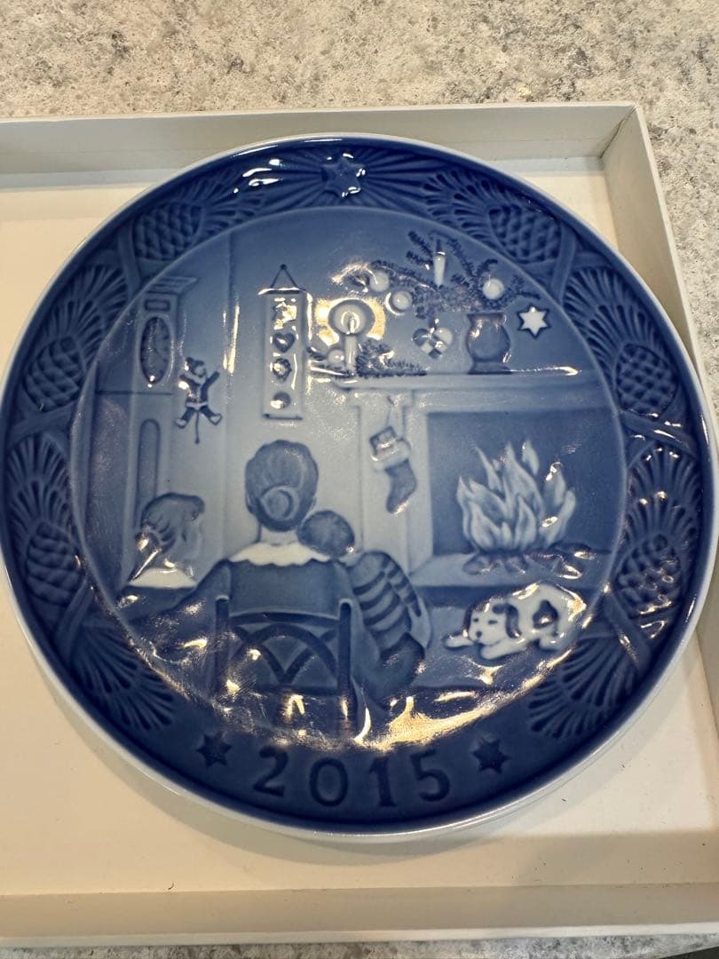 ロイヤルコペンハーゲン　イヤープレート　2015年