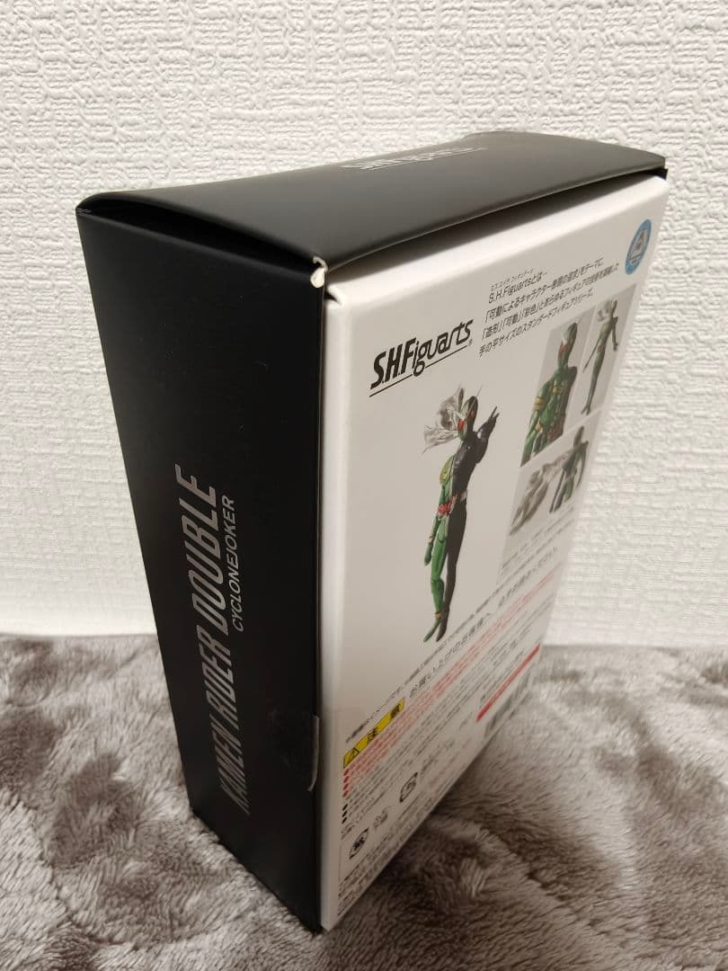 SHFiguarts （真骨彫製法）仮面ライダーW サイクロンジョーカー