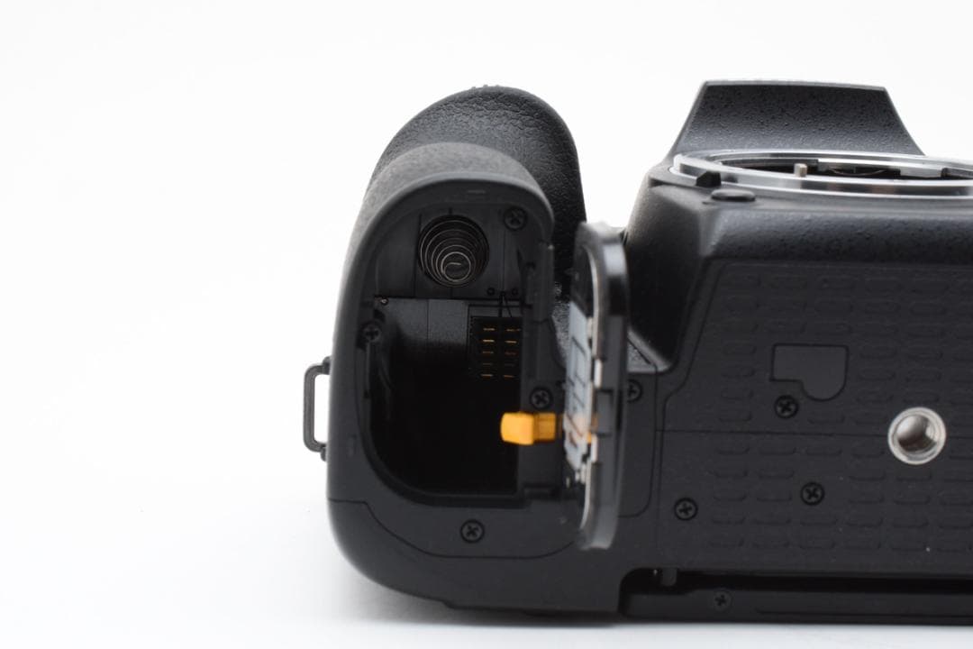 ニコン Nikon D7500 ボディ 《ショット数6112回》878