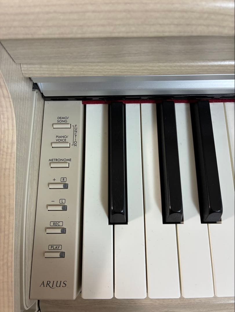 と*ね様 【現地引取のみ】2022年製　YAMAHA電子ピアノ　YDP-165