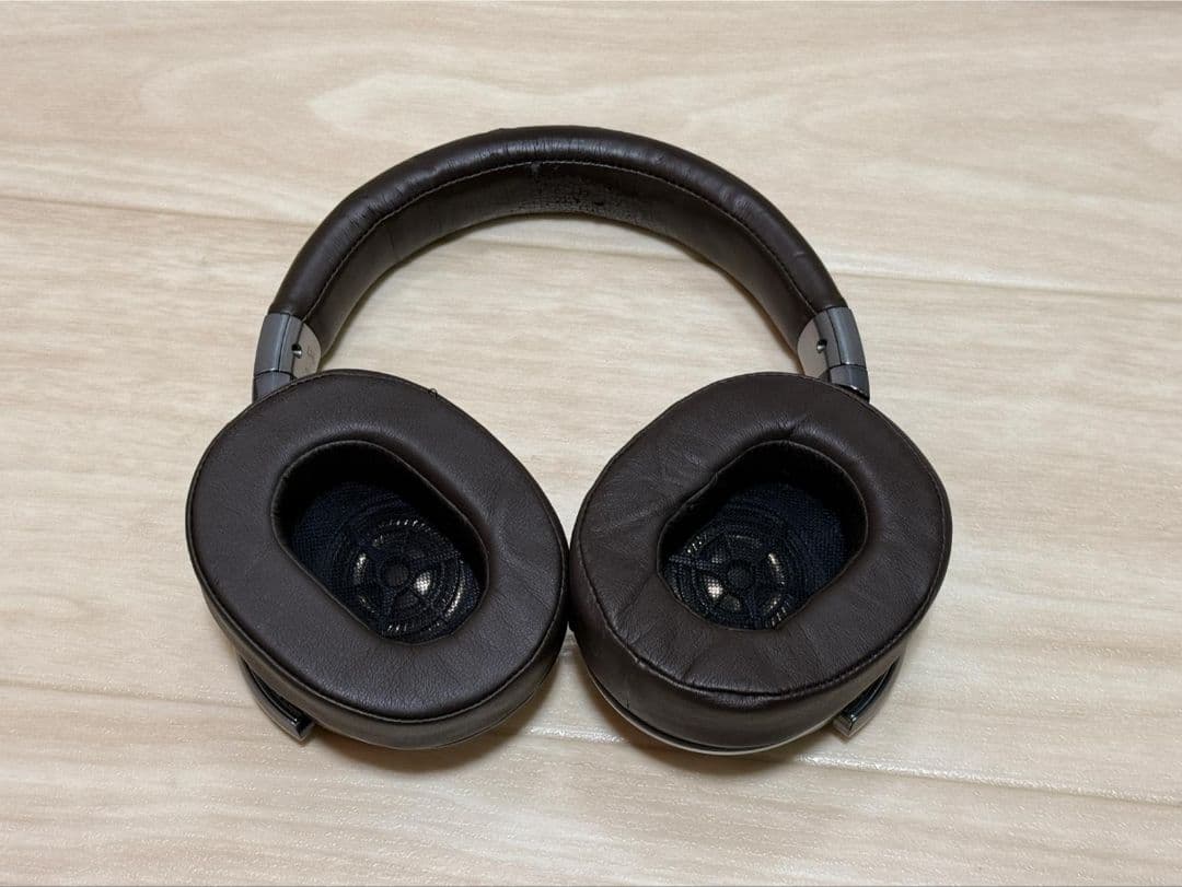SONY ワイヤレスヘッドホン シルバ MDR-1ADAC