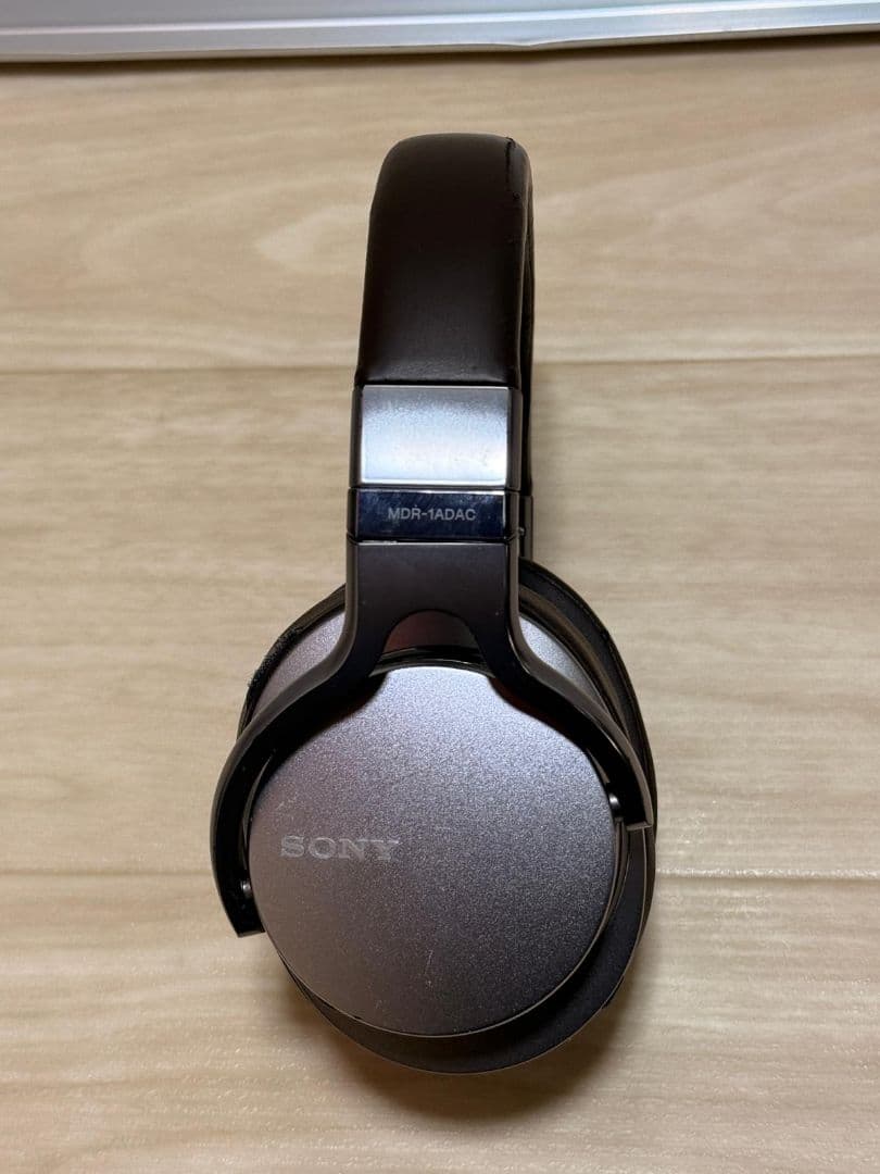 SONY ワイヤレスヘッドホン シルバ MDR-1ADAC