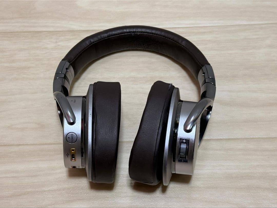 SONY ワイヤレスヘッドホン シルバ MDR-1ADAC