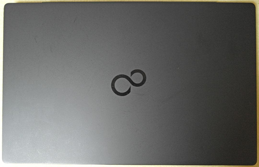 【超軽量723g】富士通 i5-1245U 8GB 256GB Office