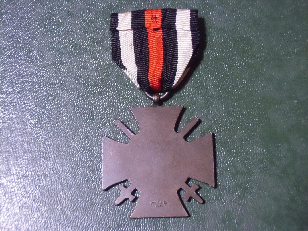 ⊞ドイツ軍＊ヒンデンブルク大統領＊前線将兵名誉十字勲章剣付（実物）