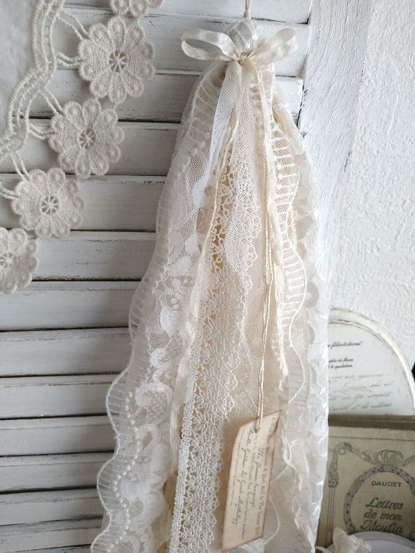 SOLD＊エクリュ　レースタッセル＊〜