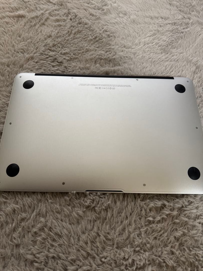 【7/16本日限り値下げ！】MacBook Air 11インチ Mid 2012