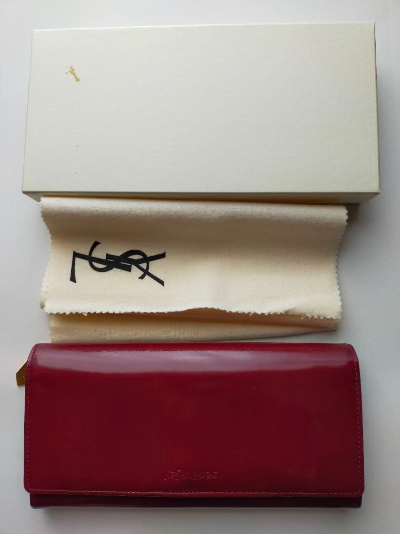 Yves Saint Laurent 長財布