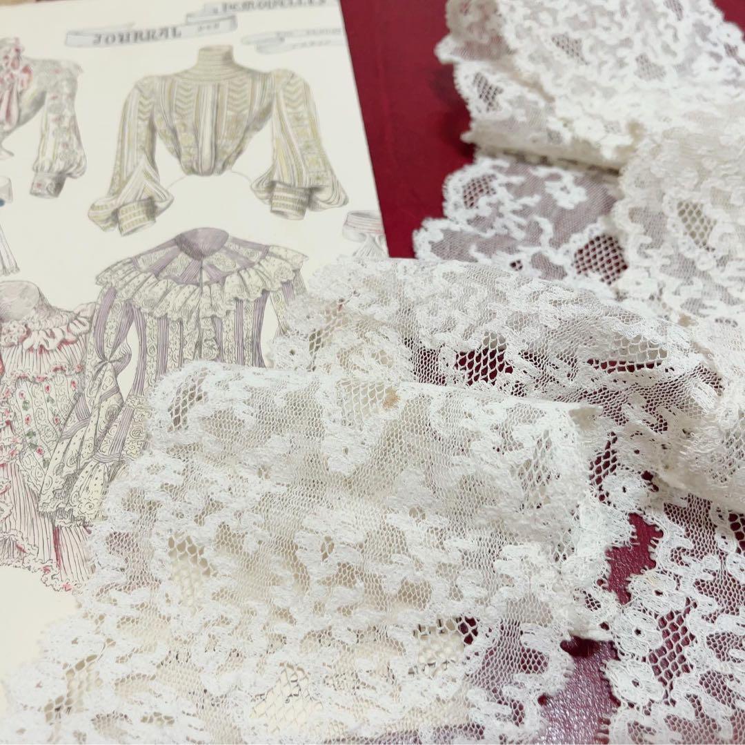 フランス　アンティーク　レース　18世紀　バルブドボネ