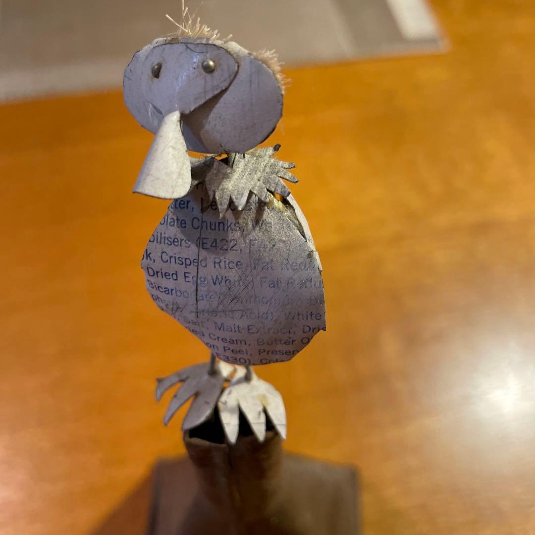 不思議な小動物のオブジェ