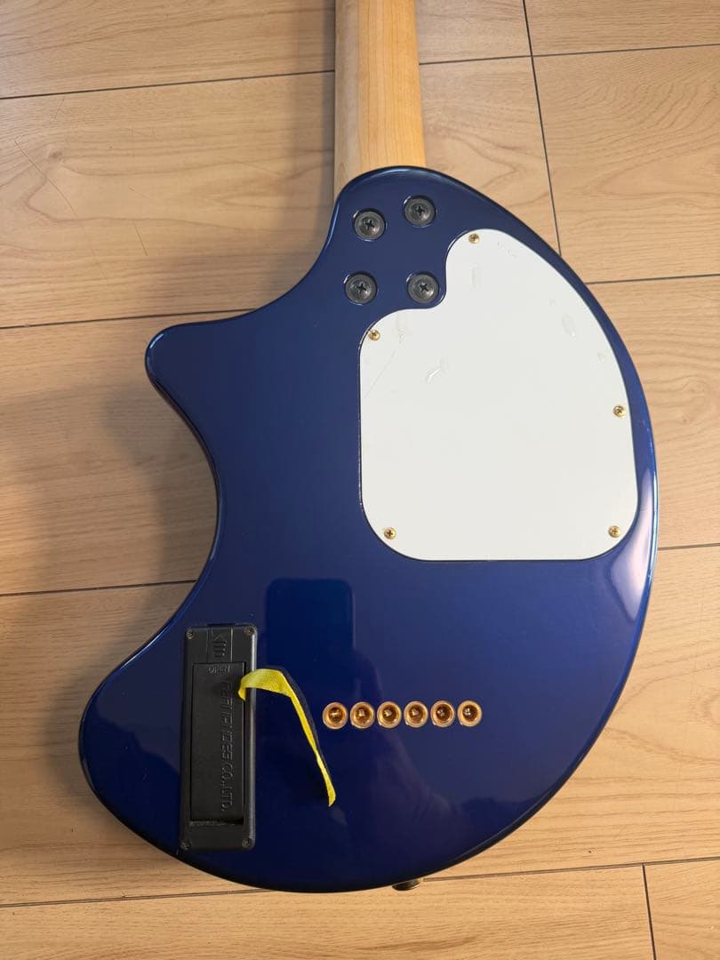 ZO-3 マッチングヘッド FERNANDES アンプ内蔵 ミニギター