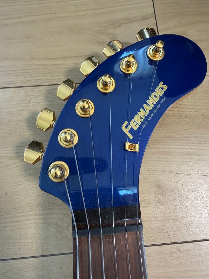 ZO-3 マッチングヘッド FERNANDES アンプ内蔵 ミニギター