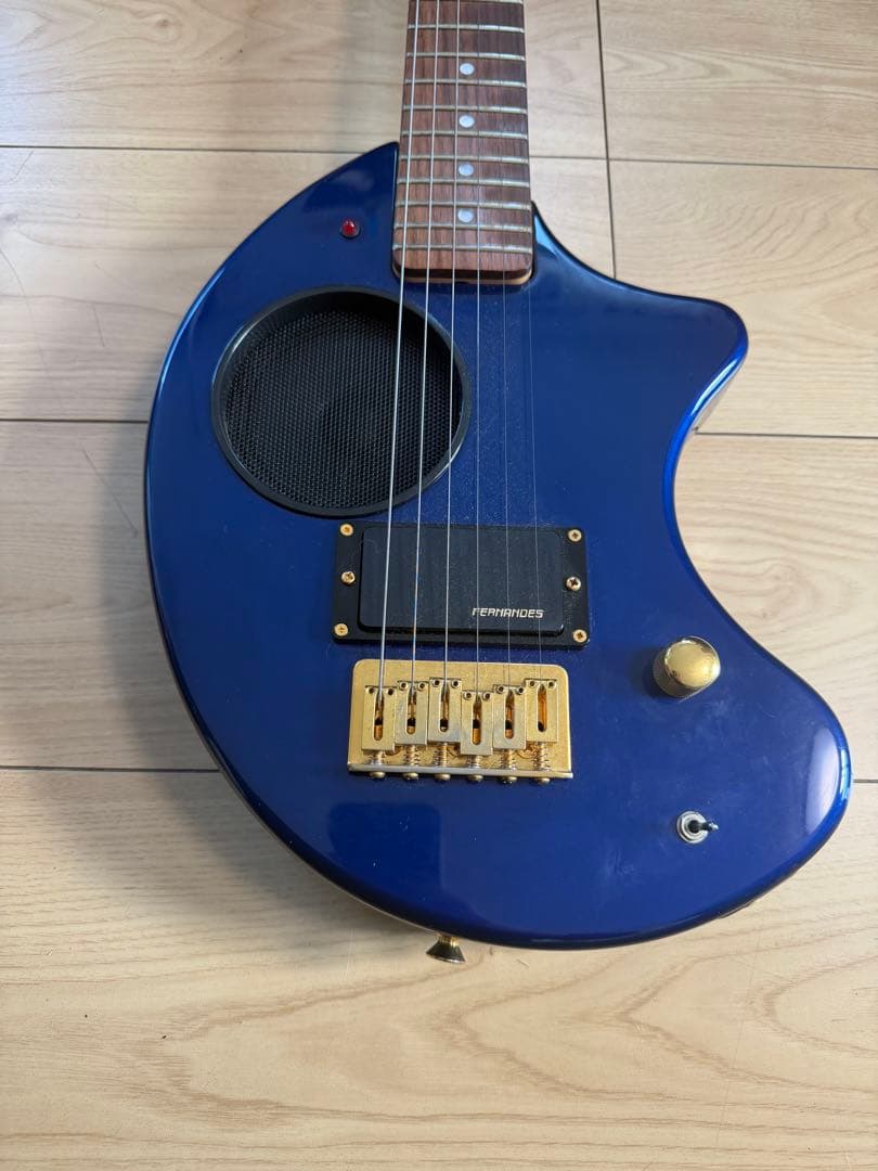 ZO-3 マッチングヘッド FERNANDES アンプ内蔵 ミニギター