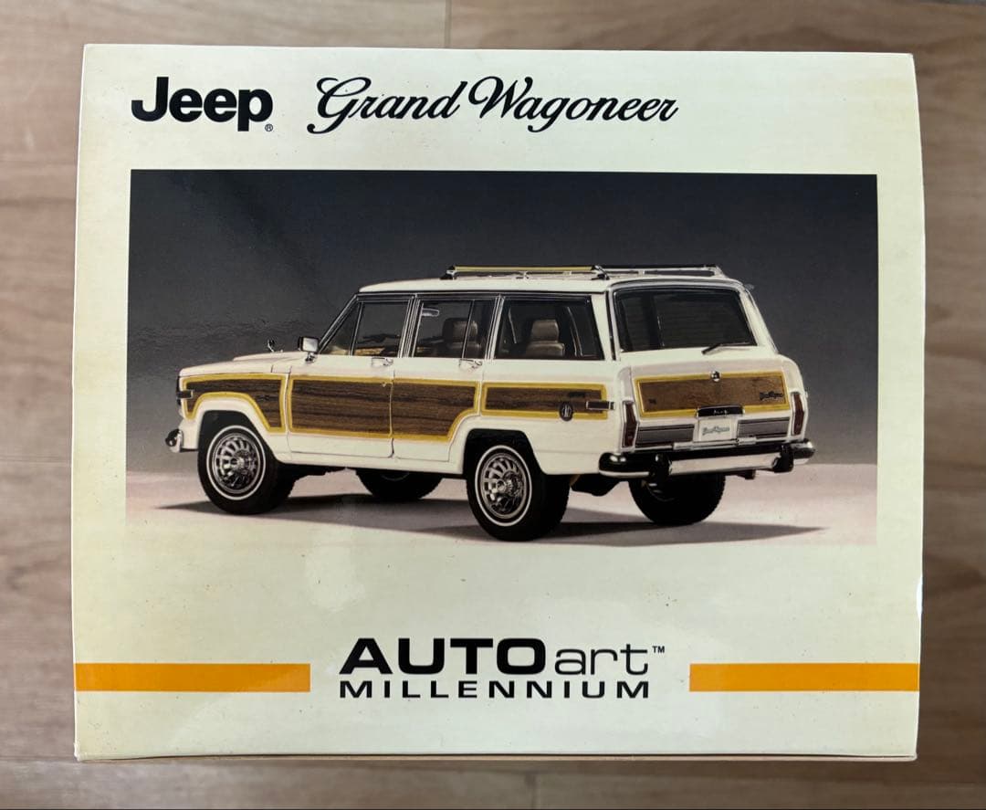 【絶版希少】AUTOart製Jeep Grand Wagoneer 1:18