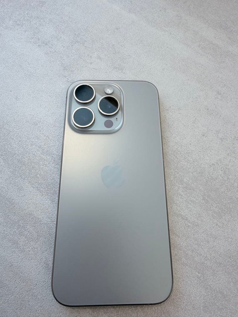 美品 iPhone 15 Pro 128GB ナチュラルチタニウム｜SIMフリー