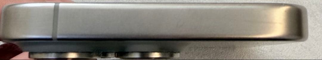 美品 iPhone 15 Pro 128GB ナチュラルチタニウム｜SIMフリー