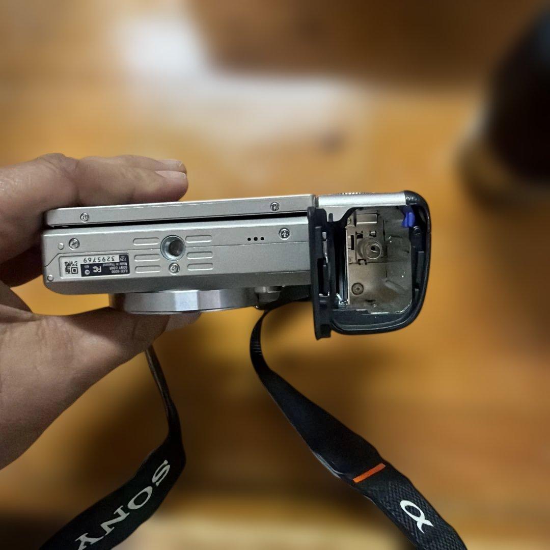 ソニー　a6000 ミラーレス一眼カメラ　ジャンク