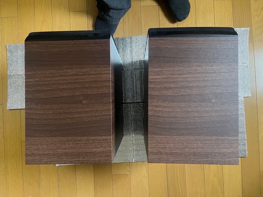 スピーカー・ウーファー dynaudio EMIT20