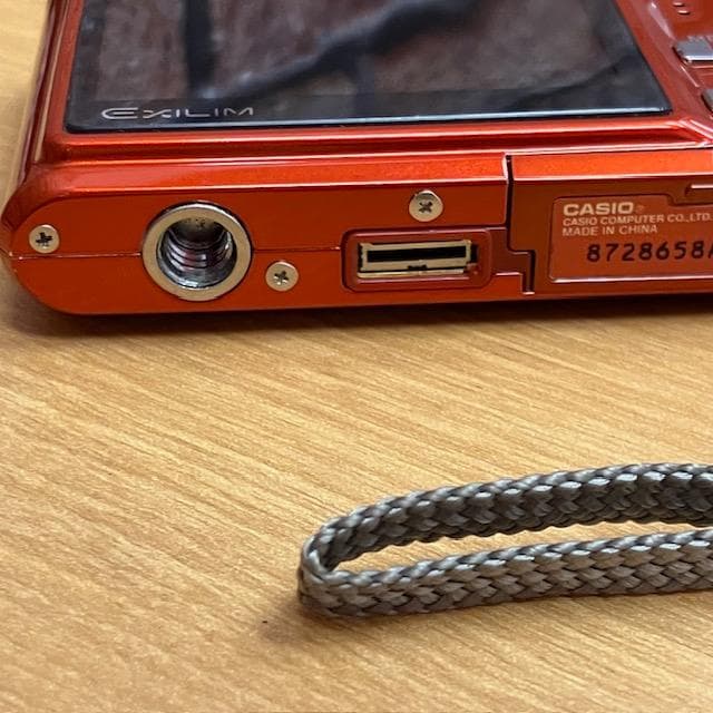 ●カシオ　デジタルカメラ　EX-S600　ケース付き【動作確認済み】