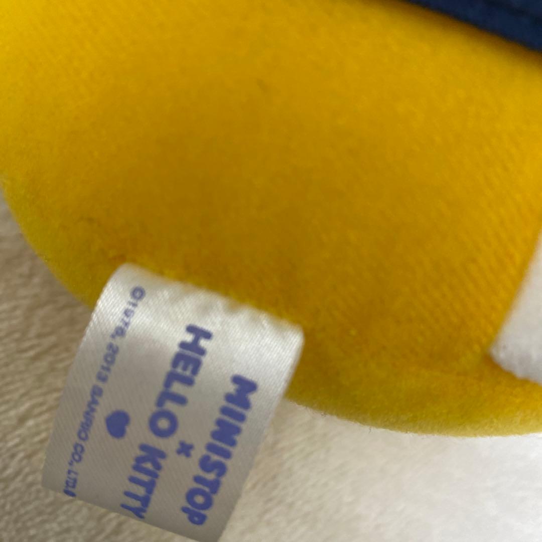 超激レア　サンリオ　ハローキティ✖️ミニストップ限定　ぬいぐるみ　箱付き