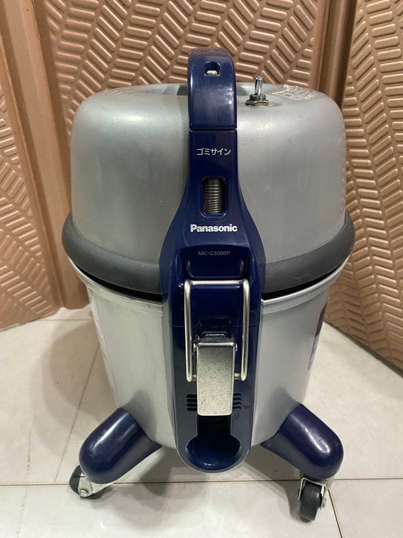 Panasonic　紙パック式 店舗・業務用掃除機　MC-G3000P