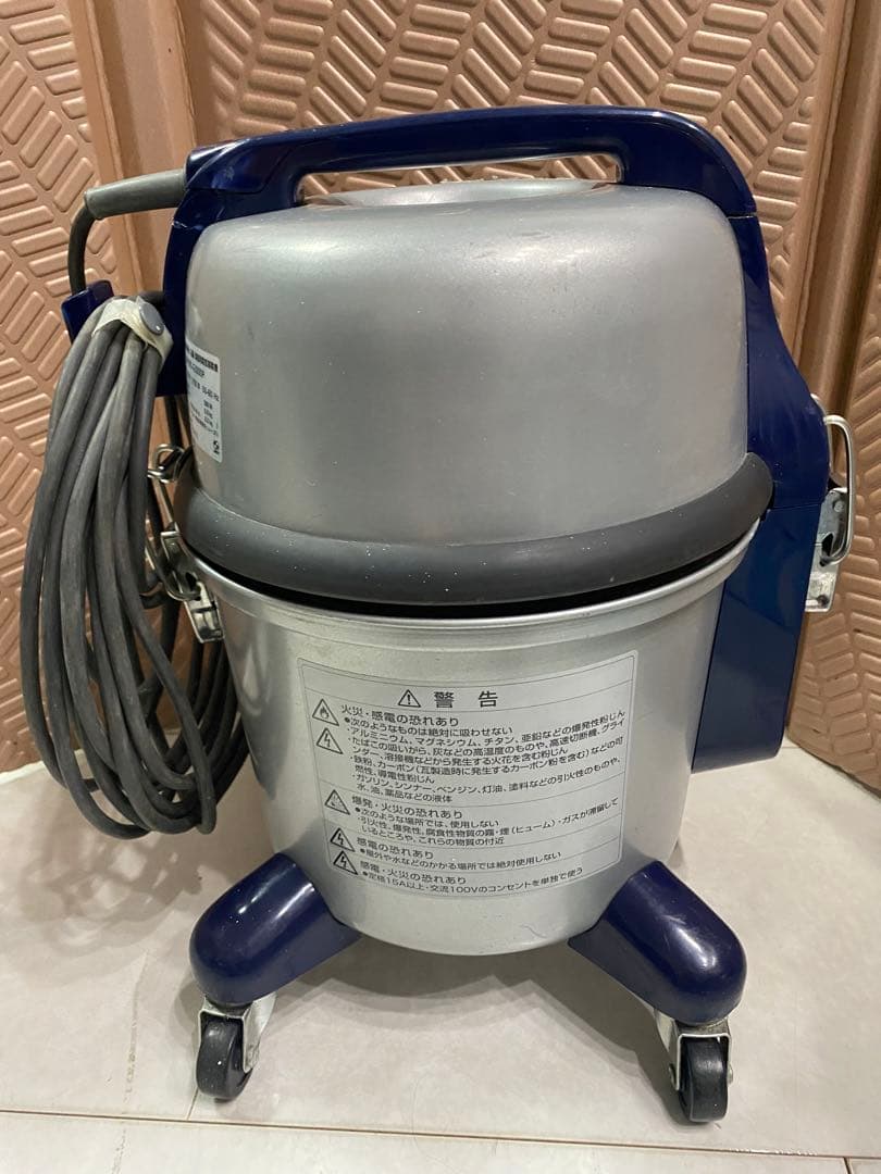 Panasonic　紙パック式 店舗・業務用掃除機　MC-G3000P