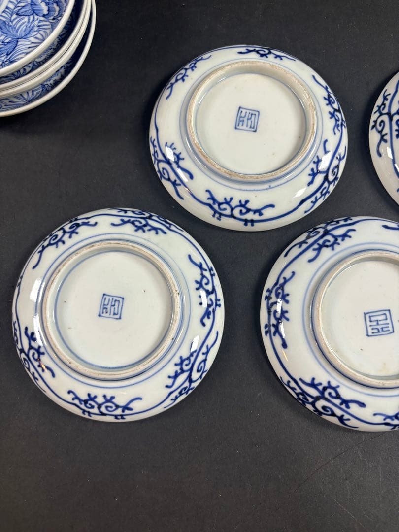 135 伊万里　線描き　花　小皿　古伊万里　鍋島　九谷