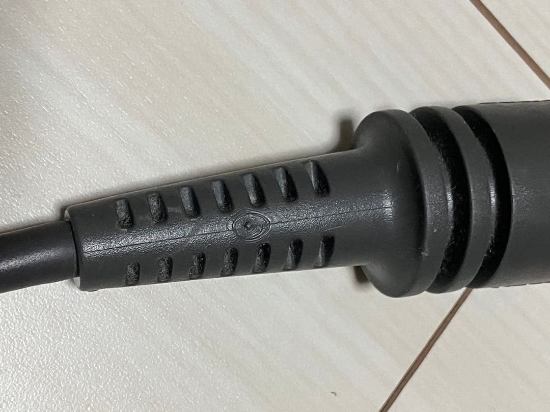 【dyson】 ダイソンヘアドライヤーHD03 説明書 くし付き　難あり