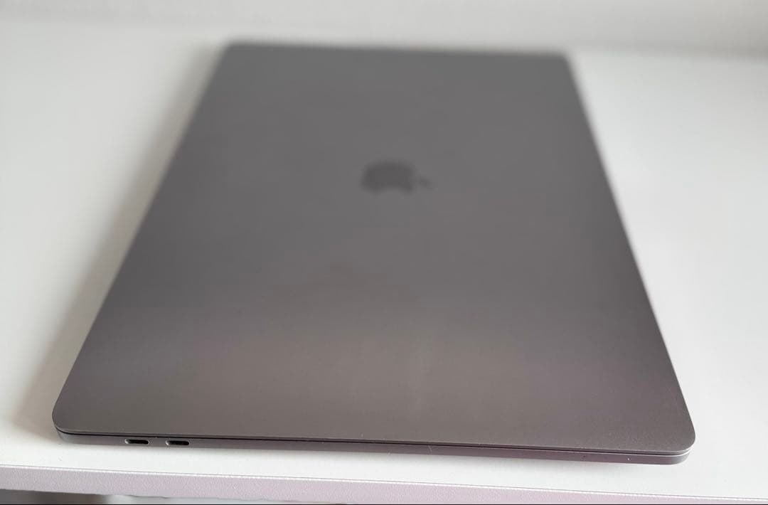 Macbook Pro 2019 15インチ Ram 32gb 最新mac os