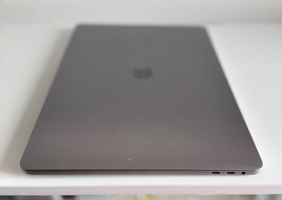 Macbook Pro 2019 15インチ Ram 32gb 最新mac os