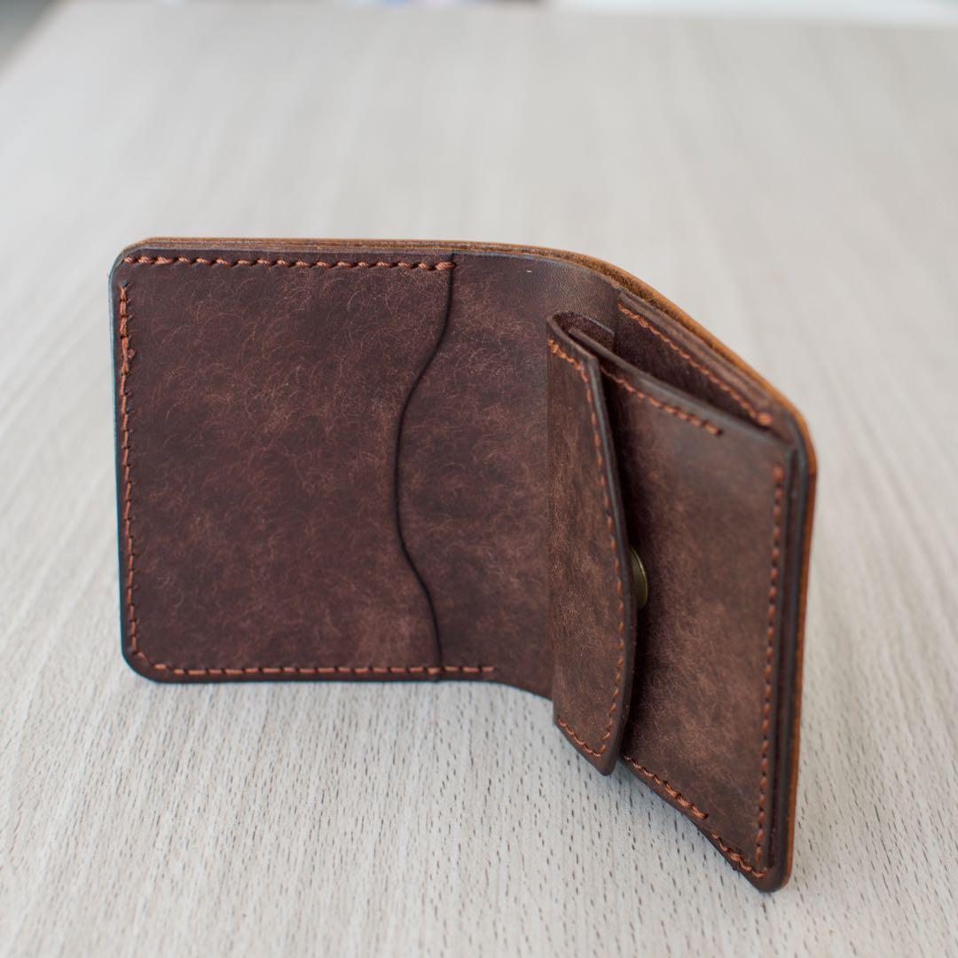 イタリアンレザー二つ折り財布　コンパクトウォレット