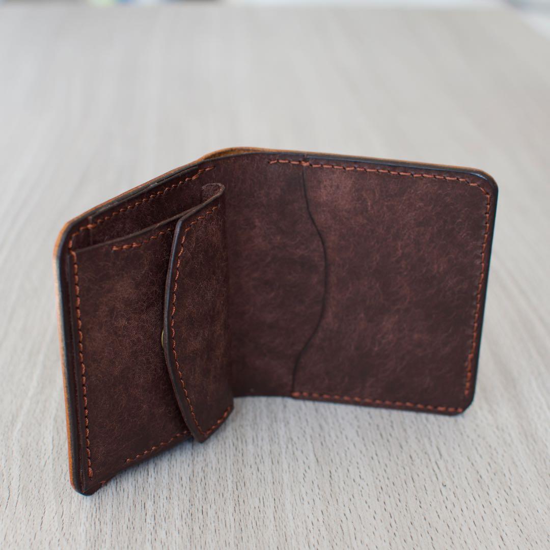 イタリアンレザー二つ折り財布　コンパクトウォレット