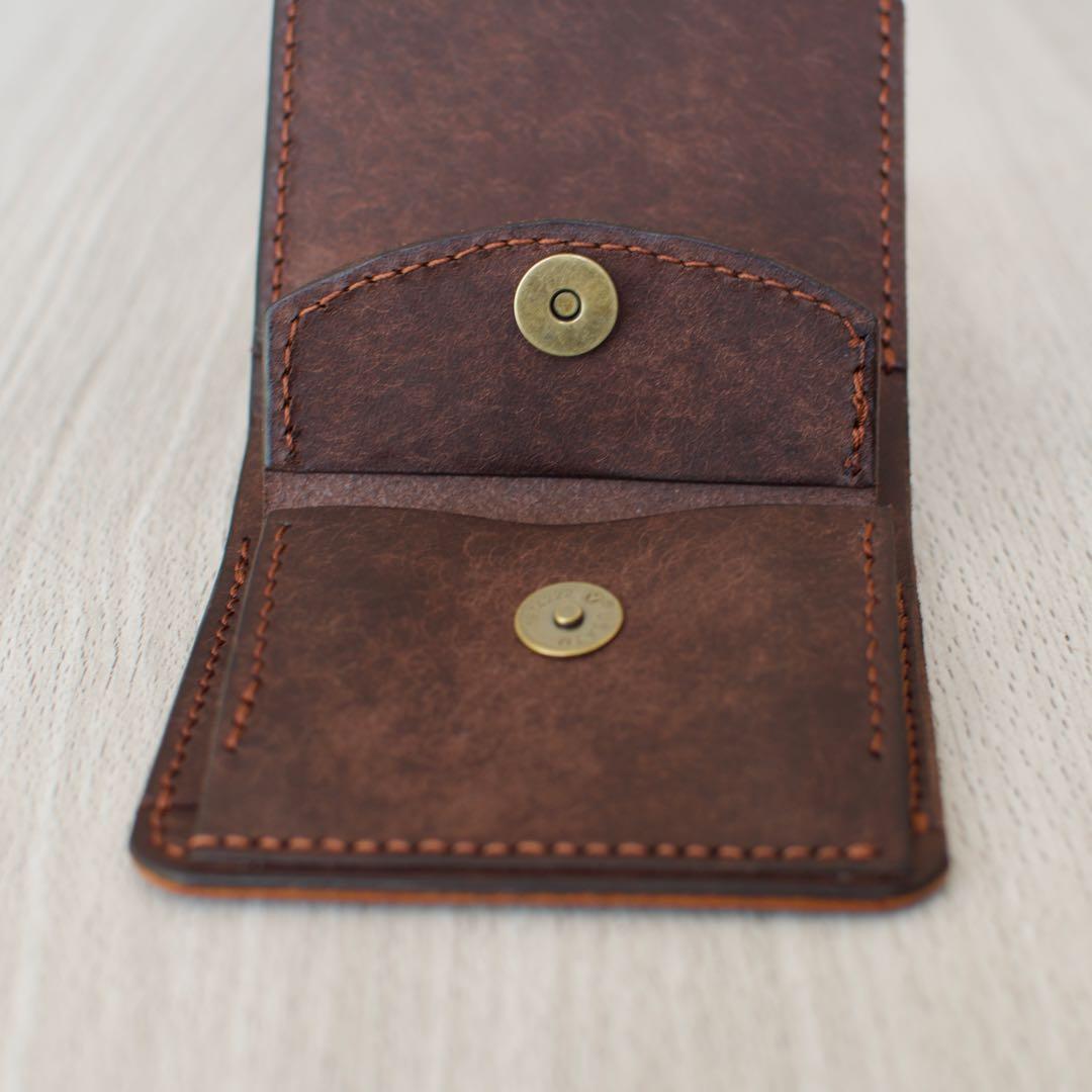 イタリアンレザー二つ折り財布　コンパクトウォレット
