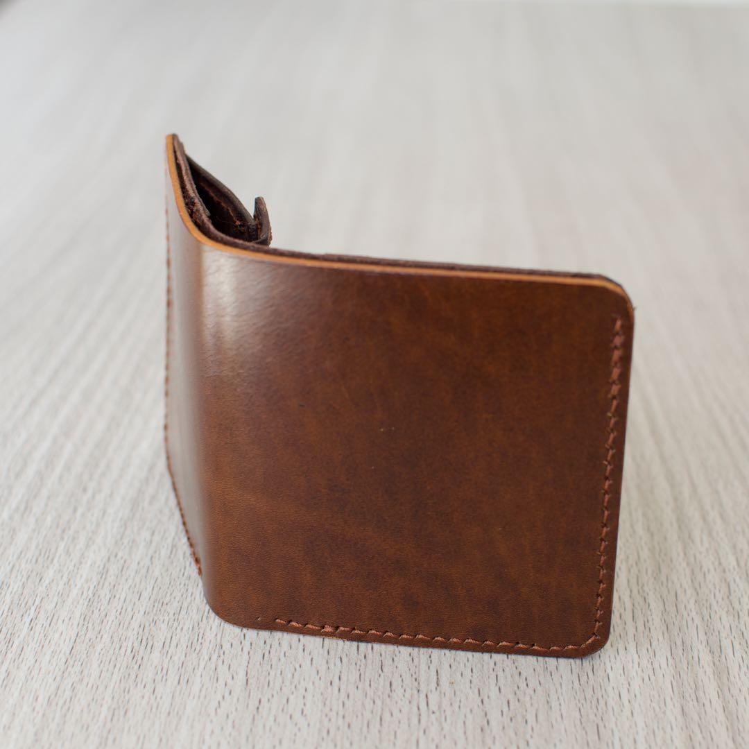 イタリアンレザー二つ折り財布　コンパクトウォレット