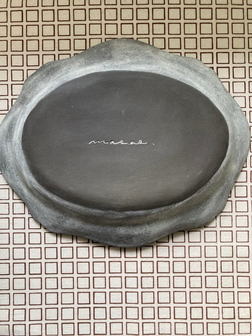 紙上征江さんのマホロバプレート