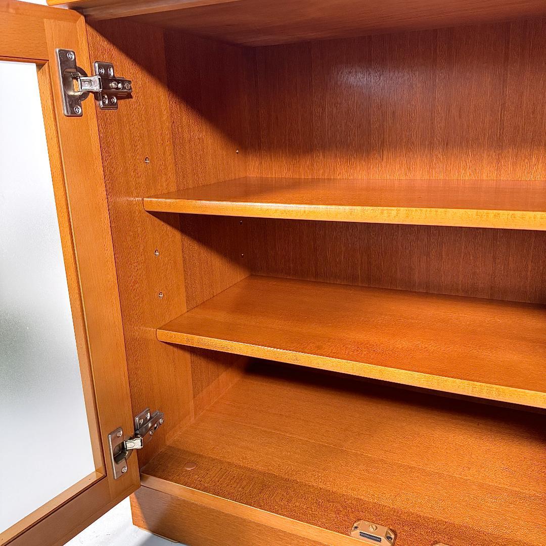 【美品】カリモク ガラスキャビネット 両開き サイドボード リビングボード