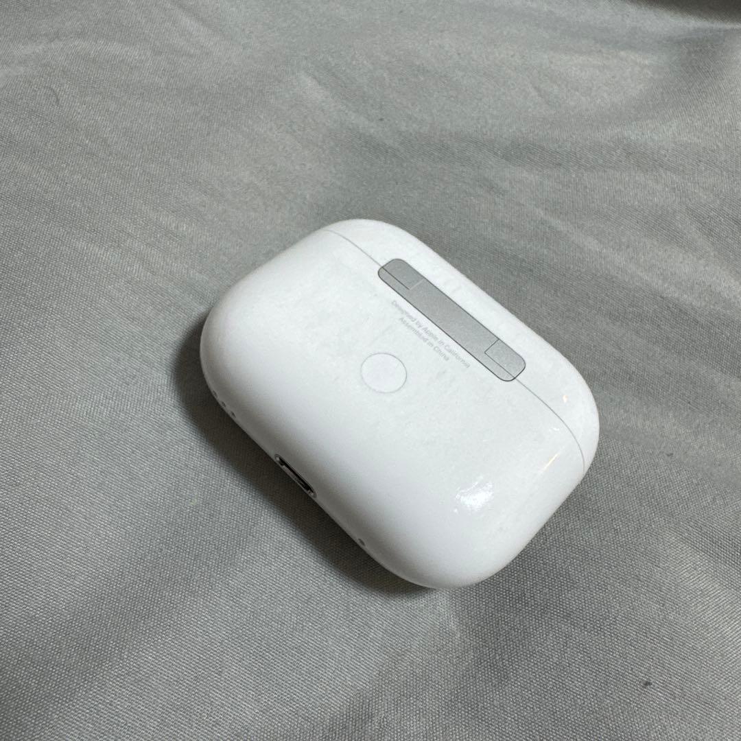 AirPods pro 第2世代本体 ホワイト 充電ケース付き