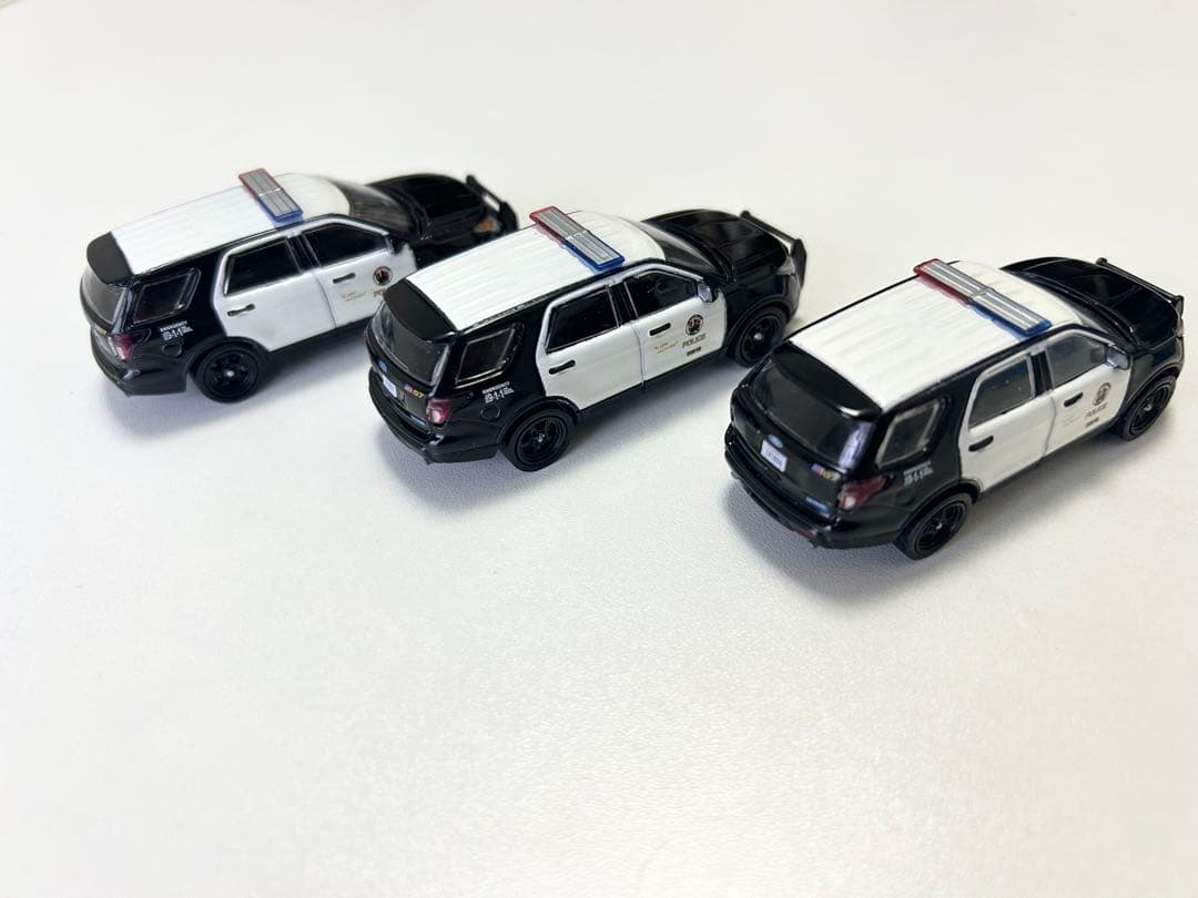 【改造】1/64 グリーンライト LAPD FORD explorer3台セット