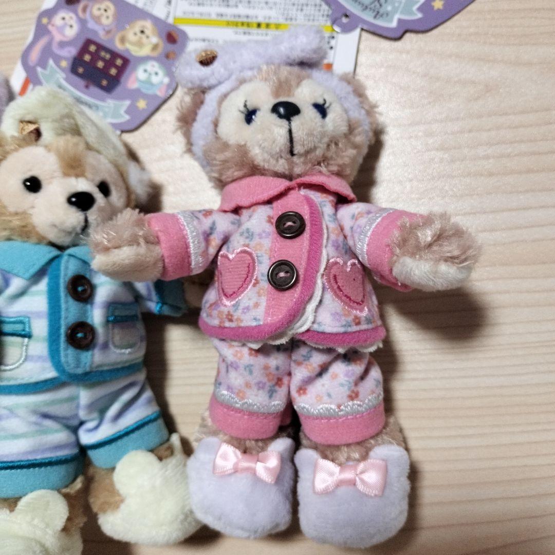 ダッフィーフレンズ　ぬいぐるみバッジ　パジャマ 4体