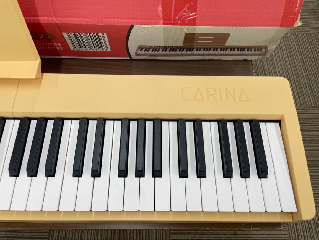 電子ピアノ　88鍵盤　充電タイプ　スリム軽量 オレンジ