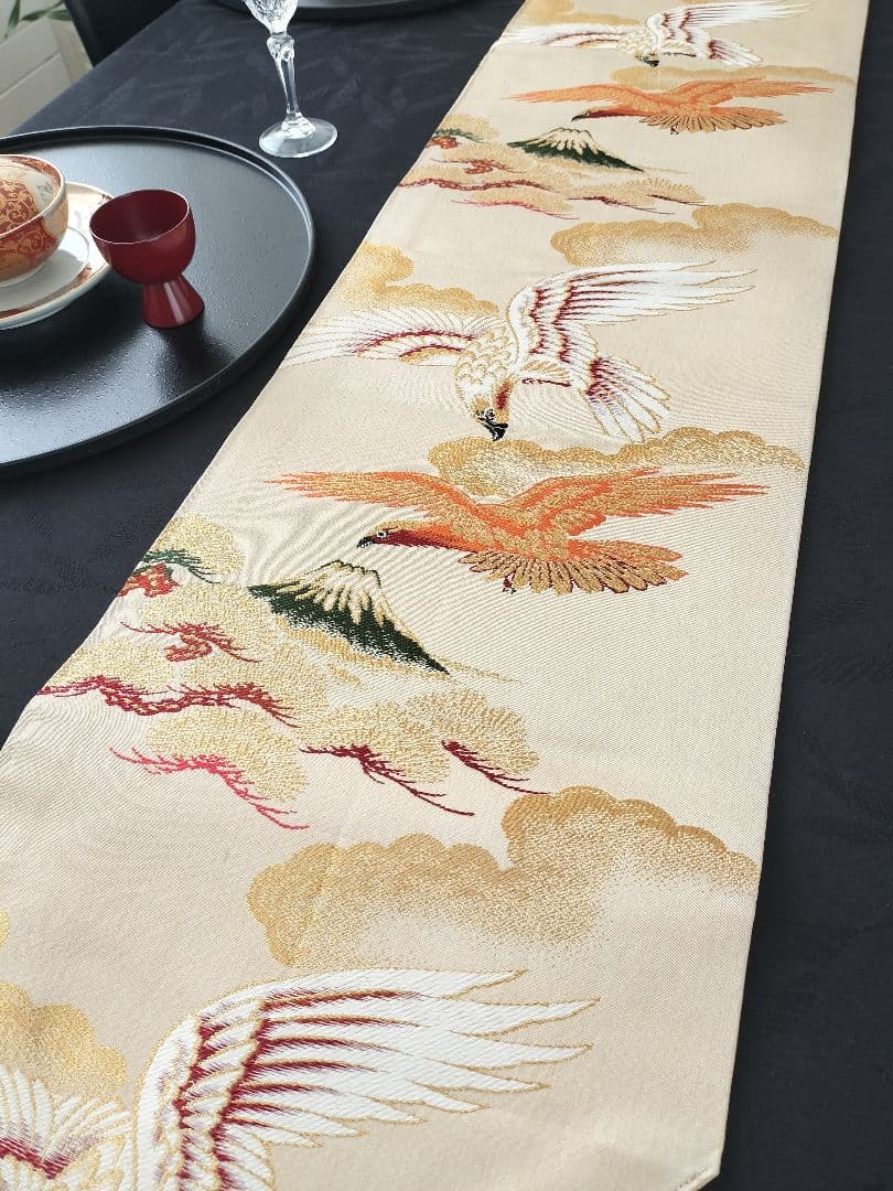 A872豪華刺繍‼️花嫁衣装帯‼️テーブルランナー1ｍ86cm