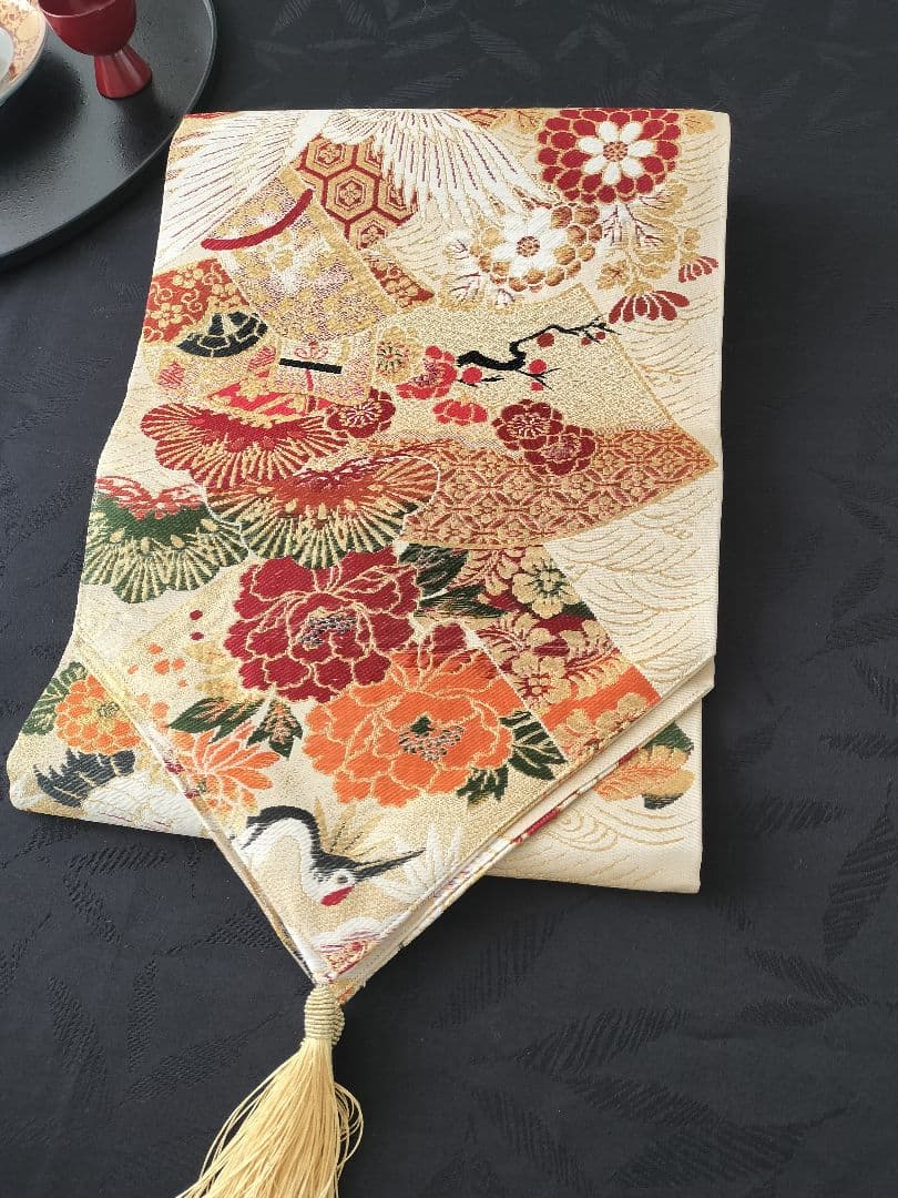 A872豪華刺繍‼️花嫁衣装帯‼️テーブルランナー1ｍ86cm