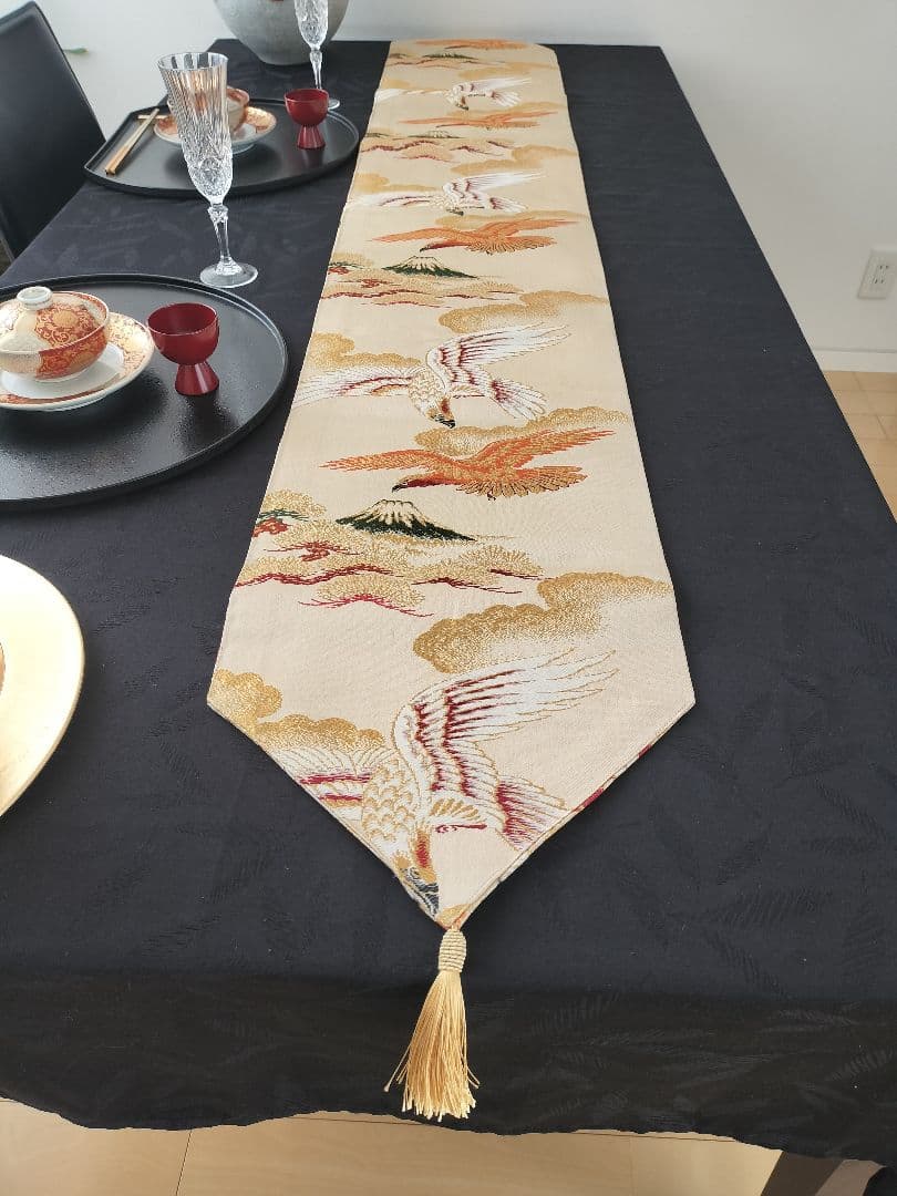 A872豪華刺繍‼️花嫁衣装帯‼️テーブルランナー1ｍ86cm