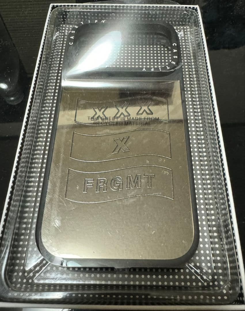 iPhoneアクセサリー CASETiFY Fragment GOD SELECTION 17pro